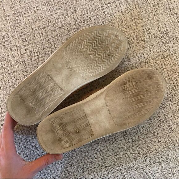 Steve Madden light pink laser cutout slip on sneakers size 8 - Picture 4 of 5